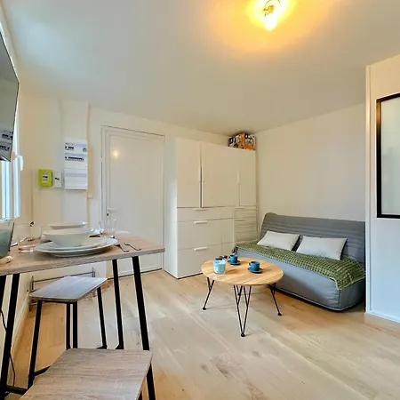 Au Calme Proche Centre Apartamento